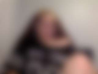 Sapphire Storm's Live Sex Cam Show