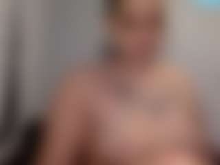 Sapphire Storm's Live Sex Cam Show