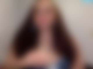 Live cam show with Sapphire Storm - BBW Squirt on Free Soda