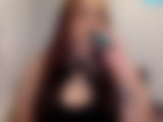 Sapphire Storm's Live Sex Cam Show