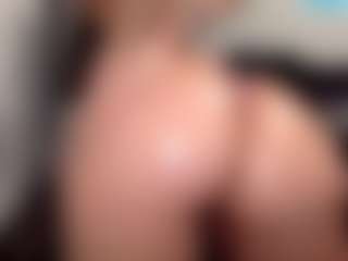Sapphire Storm's Live Sex Cam Show