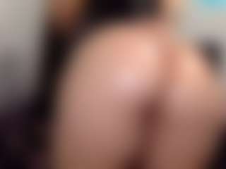Sapphire Storm's Live Sex Cam Show