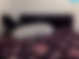 Sapphire Storm's Live Sex Cam Show