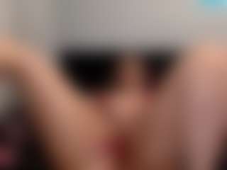 Sapphire Storm's Live Sex Cam Show