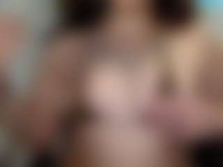 Sapphire Storm's Live Sex Cam Show