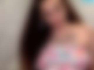 Sapphire Storm's Live Sex Cam Show