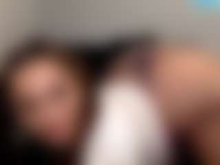 Sapphire Storm's Live Sex Cam Show
