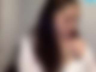 Sapphire Storm's Live Sex Cam Show