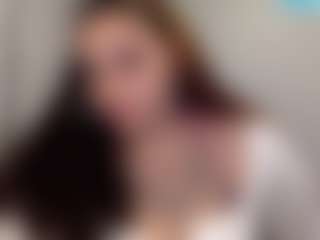 Sapphire Storm's Live Sex Cam Show
