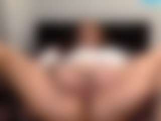 Sapphire Storm's Live Sex Cam Show