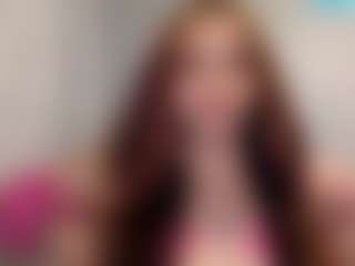 Live cam show with Sapphire Storm - Strip on Streamer API