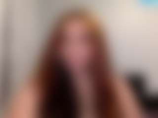 Live cam show with Sapphire Storm - Wet on Mixed Magazine Live