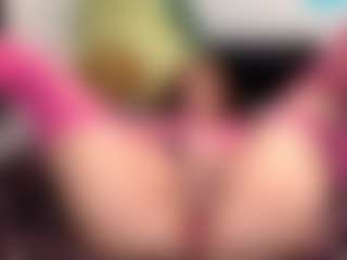 Sapphire Storm's Live Sex Cam Show