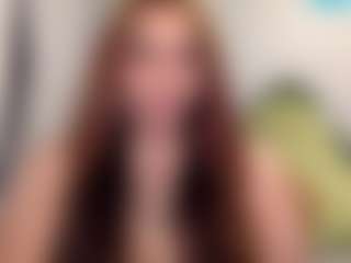 Sapphire Storm's Live Sex Cam Show