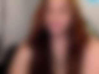 Live cam show with Sapphire Storm - Squirt Curvy on Camiplay Live
