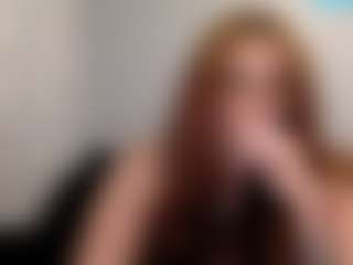 Live cam show with Sapphire Storm - Dildo Brown Hair on Camsoda