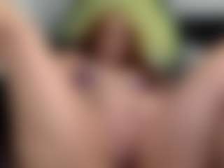 Sapphire Storm's Live Sex Cam Show