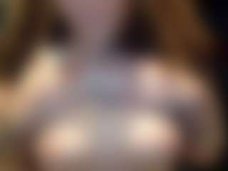 Sapphire Storm's Live Sex Cam Show