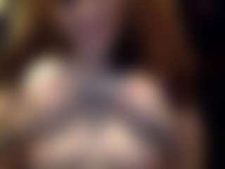 Sapphire Storm's Live Sex Cam Show