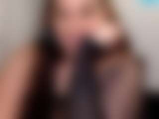 Sapphire Storm's Live Sex Cam Show