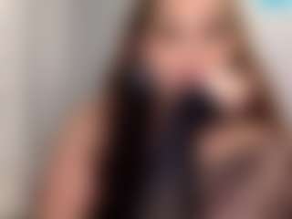 Sapphire Storm's Live Sex Cam Show