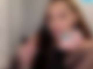 Sapphire Storm's Live Sex Cam Show