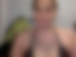 Sapphire Storm's Live Sex Cam Show