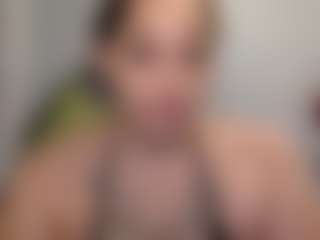 Sapphire Storm's Live Sex Cam Show