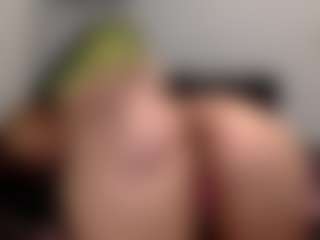Sapphire Storm's Live Sex Cam Show