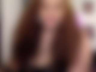 Live cam show with Sapphire Storm - Curvy Small Tits on Soda Cam