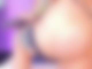 Live-Cam-Show mit Alanna-Hank - Butt Plug auf Camsoda