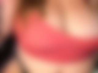 Live cam show with europeankitty - Moaning on slutload
