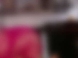 Live cam show with Magdalenaaa - Blonde Hair on Fling VIP Chat