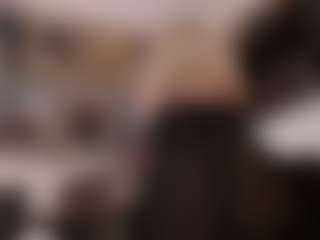 Live cam show with Magdalenaaa - Glasses on luckytryst.com
