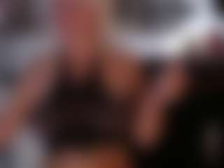 Live cam show with Magdalenaaa - Granny Big Tits on Uber Horny