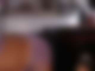 Live cam show with Magdalenaaa - Athletic Middle Aged on Milf Play