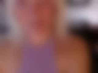 Live cam show with Magdalenaaa - Glasses on Camsoda