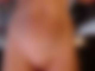 Live cam show with Magdalenaaa - Granny MILF on studioflirtlive.com