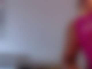 Live cam show with Magdalenaaa - Athletic Middle Aged on instabang
