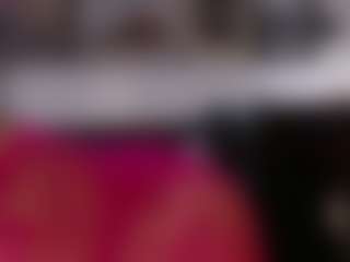 Live cam show with Magdalenaaa - Granny Blonde Hair on StripNow