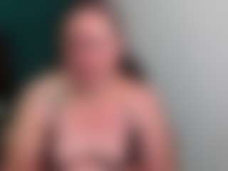 Live cam show with ScarlettDuboiss - Granny MILF on mypornchat.com