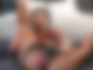 TheWolfeDen's Live Sex Cam Show