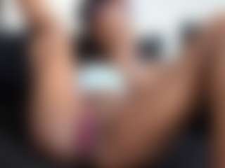 TheWolfeDen's Live Sex Cam Show