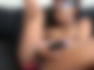 TheWolfeDen's Live Sex Cam Show