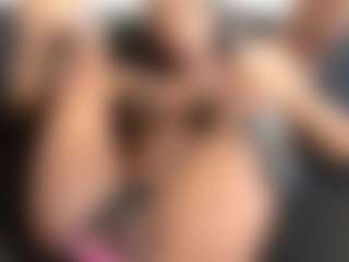 TheWolfeDen's Live Sex Cam Show