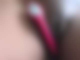 TheWolfeDen's Live Sex Cam Show