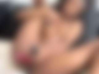TheWolfeDen's Live Sex Cam Show