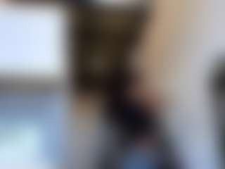 TheWolfeDen's Live Sex Cam Show