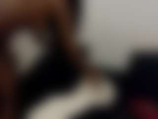 TheWolfeDen's Live Sex Cam Show