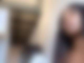 TheWolfeDen's Live Sex Cam Show